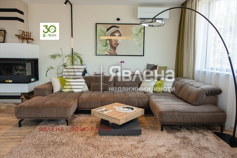 Продава КЪЩА, гр. Варна, м-т Манастирски рид