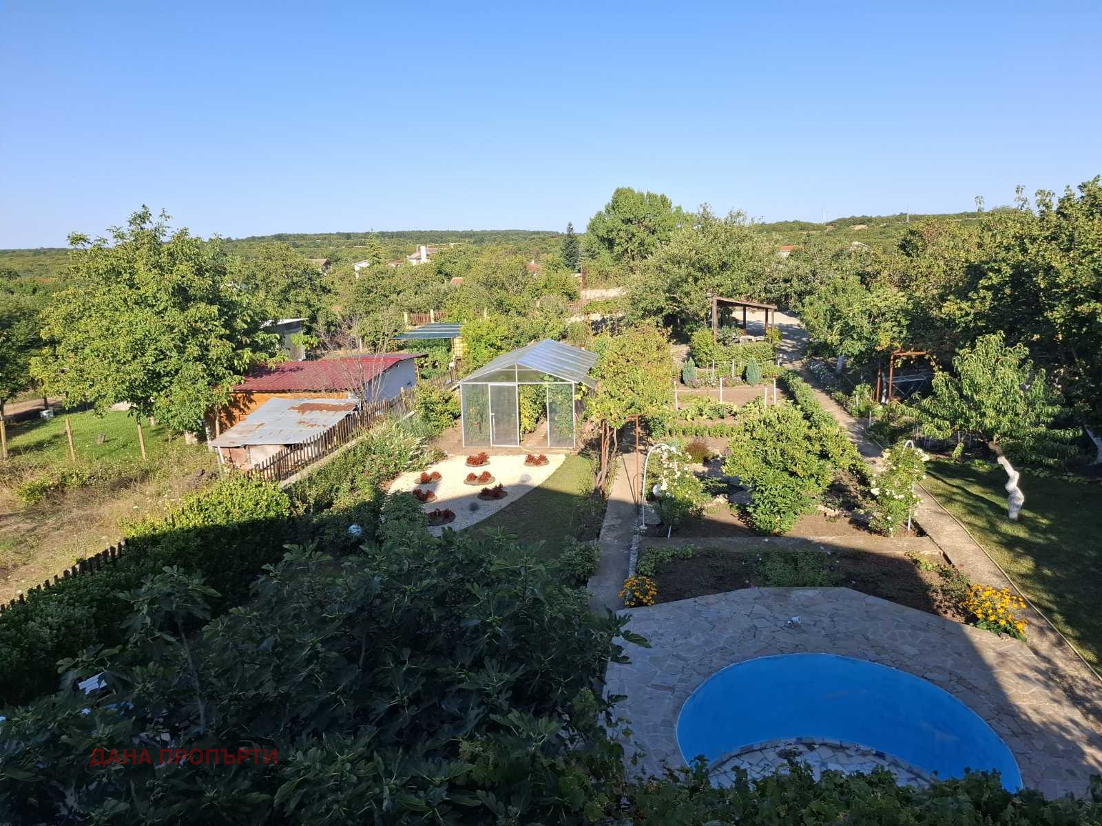 Продава КЪЩА, гр. Варна, м-т Добрева чешма, снимка 2 - Къщи - 55693758
