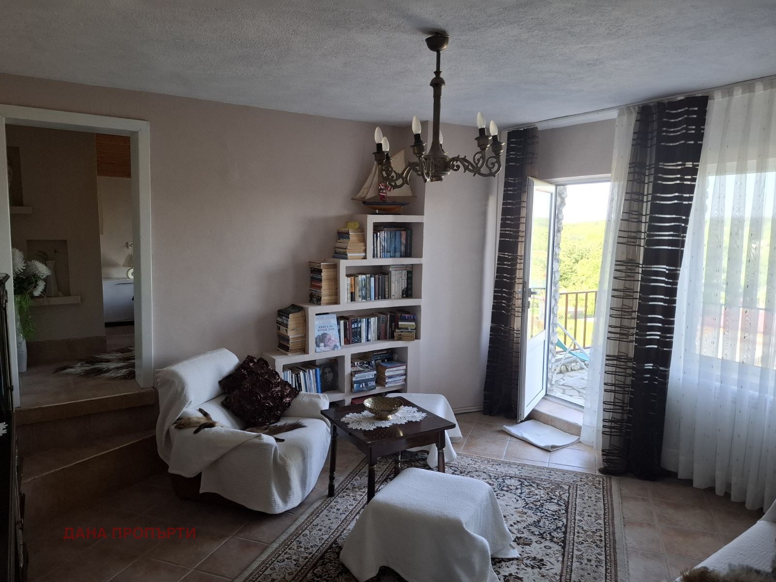 Продава КЪЩА, гр. Варна, м-т Добрева чешма, снимка 4 - Къщи - 55693758
