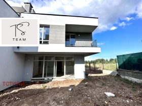Casa m-t Detski grad, Sofia