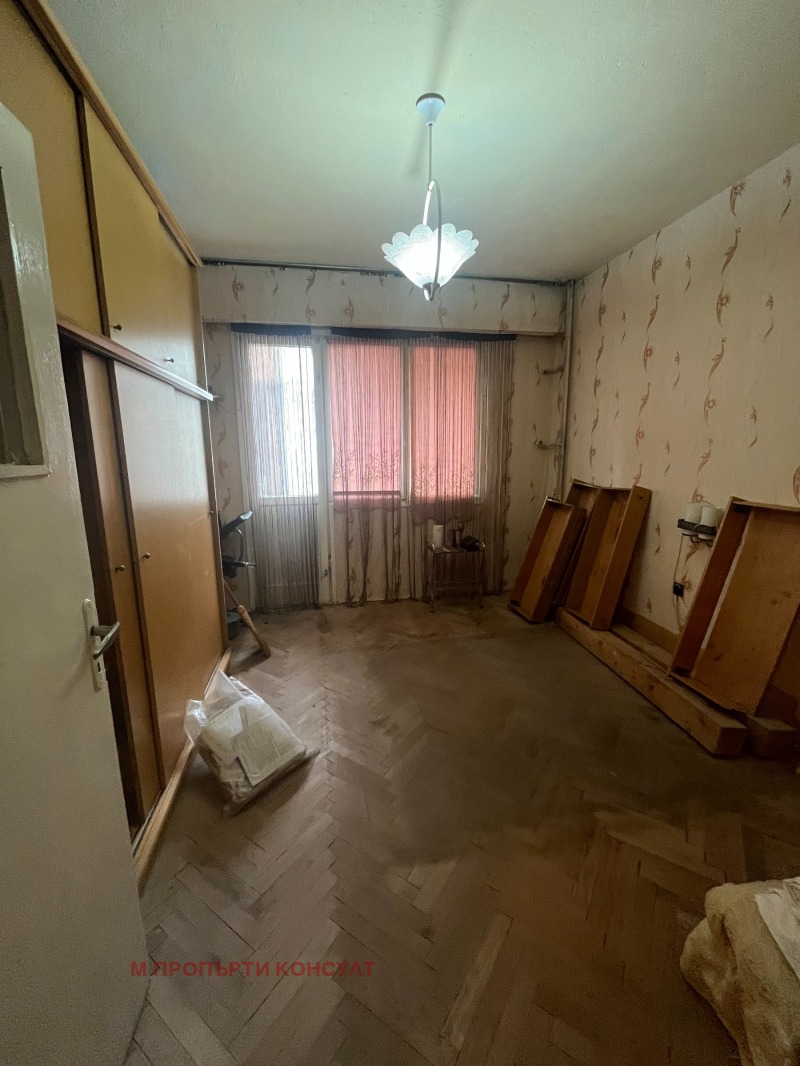 Продава  2-стаен град Плевен , Сторгозия , 62 кв.м | 12280965 - изображение [2]