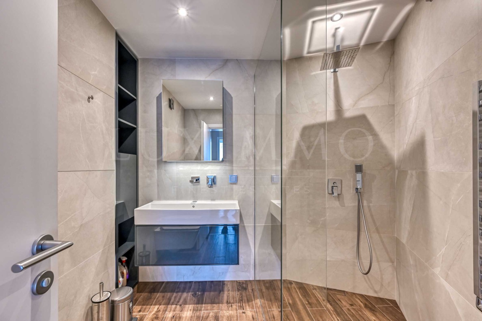 Продава 3-СТАЕН, гр. София, Лозенец, снимка 14 - Апартаменти - 54137304