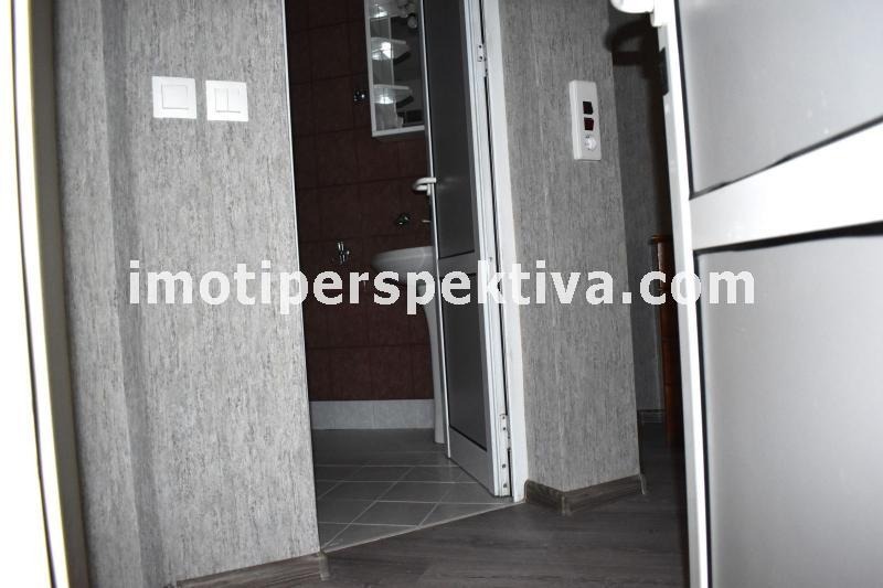 En venta  2 dormitorios Plovdiv , Tsentar , 110 metros cuadrados | 28747289 - imagen [11]