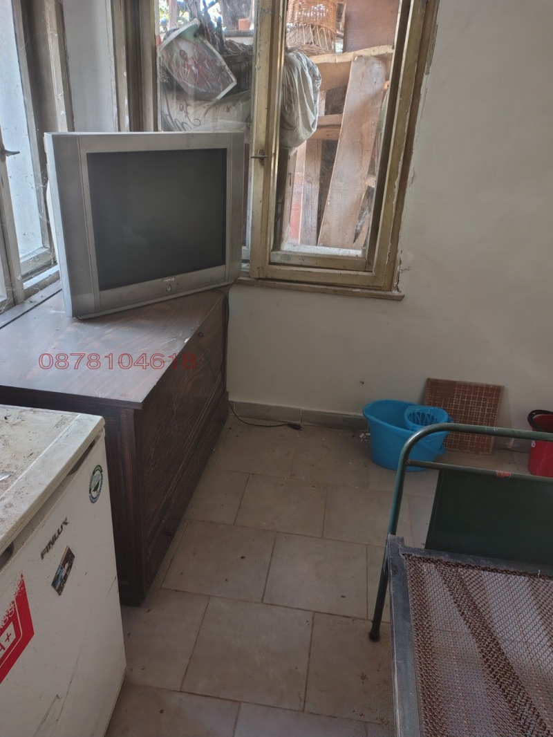 Продава КЪЩА, гр. Монтана, Широк център, снимка 2 - Къщи - 52782656