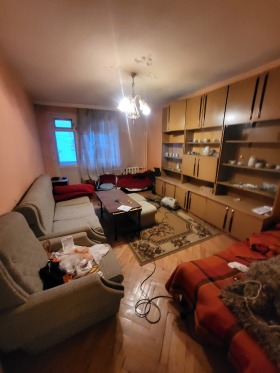 2 bedroom Idealen tsentar, Pleven 1