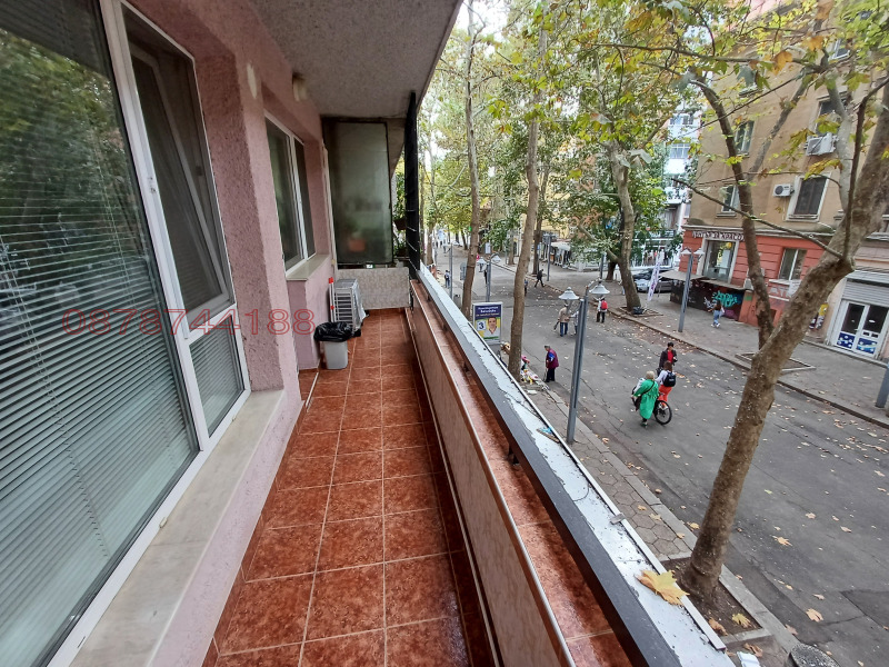 Продава 2-СТАЕН, гр. Бургас, Център, снимка 2 - Апартаменти - 53522105