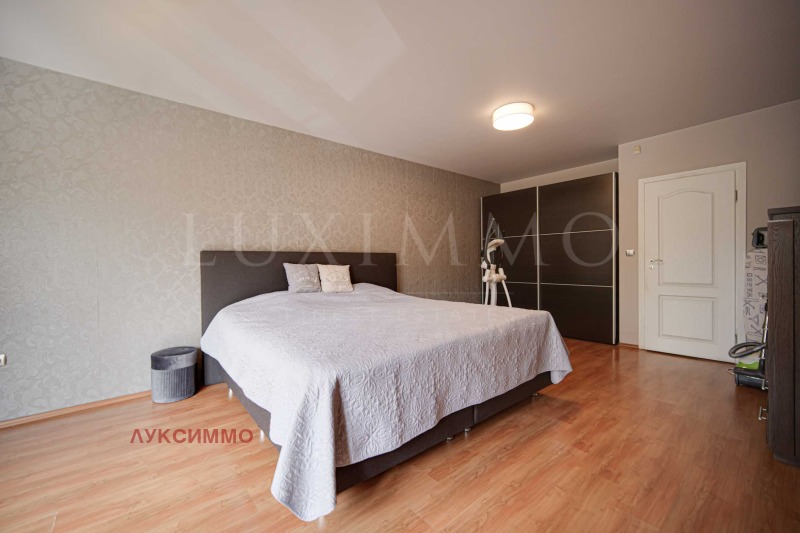 À venda  2 quartos Sofia , Lozenec , 196 m² | 10590606 - imagem [9]