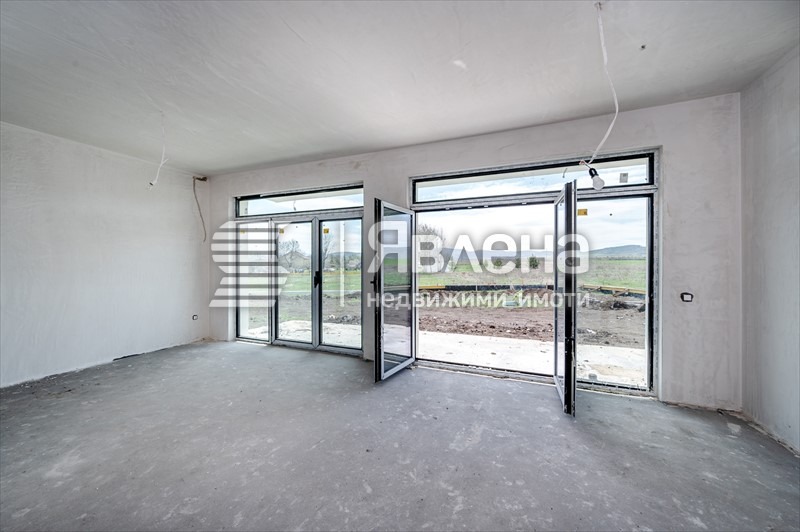Na prodej  Dům oblast Sofia , Kostinbrod , 290 m2 | 70234326 - obraz [7]