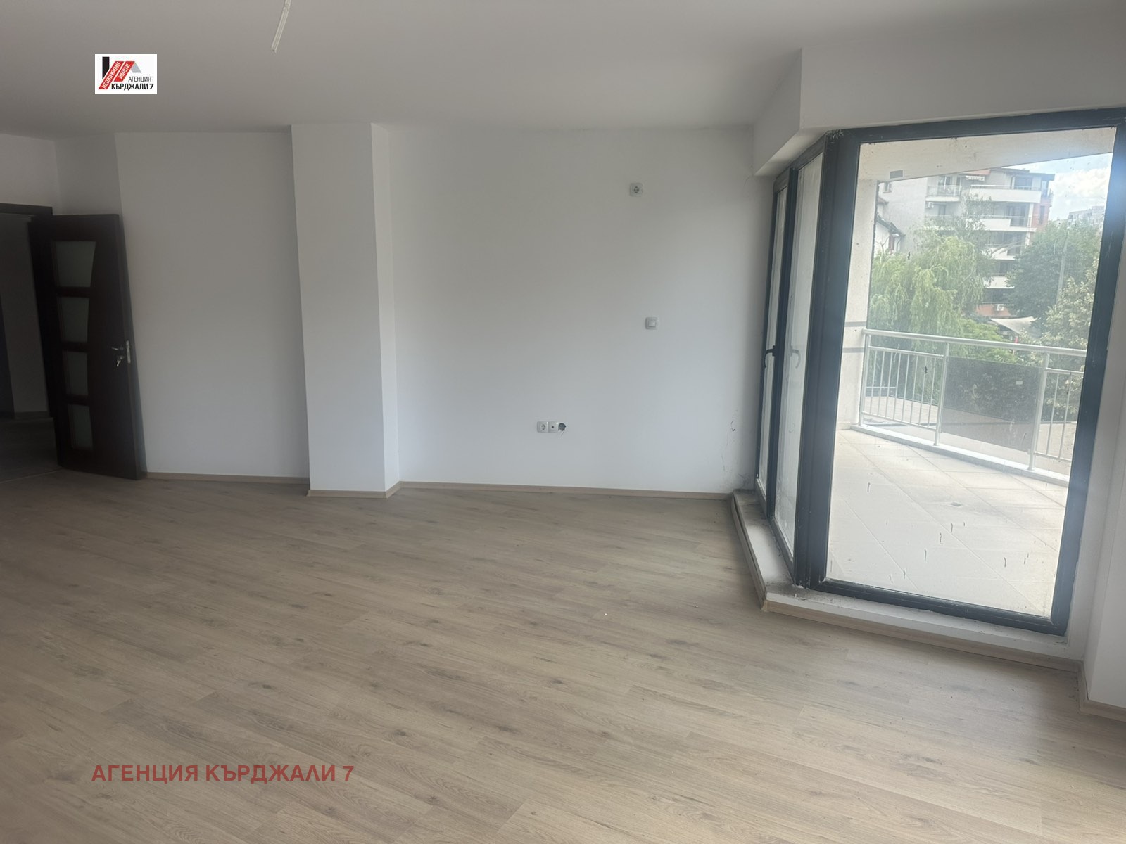 Продава 3-СТАЕН, гр. Кърджали, Възрожденци, снимка 12 - Апартаменти - 54997134