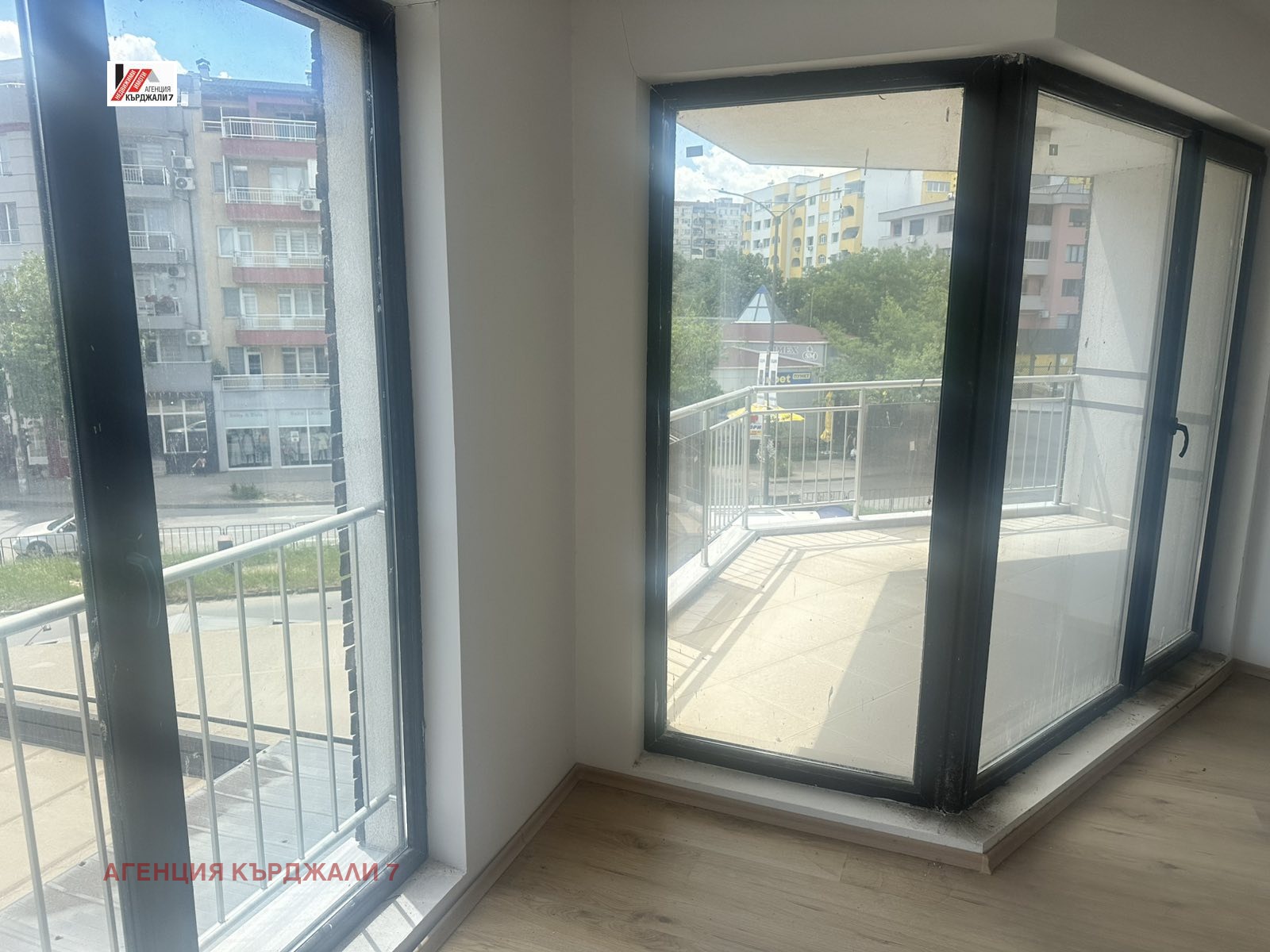 Продава 3-СТАЕН, гр. Кърджали, Възрожденци, снимка 10 - Апартаменти - 54997134