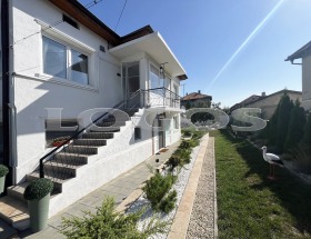 Casa Topoli, Varna 1