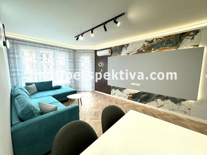 De vânzare  1 dormitor Plovdiv , Ciuciuc Parij , 66 mp | 93920016