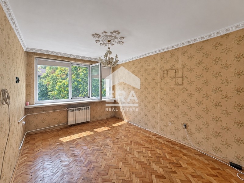 Продава 3-СТАЕН, гр. София, Сердика