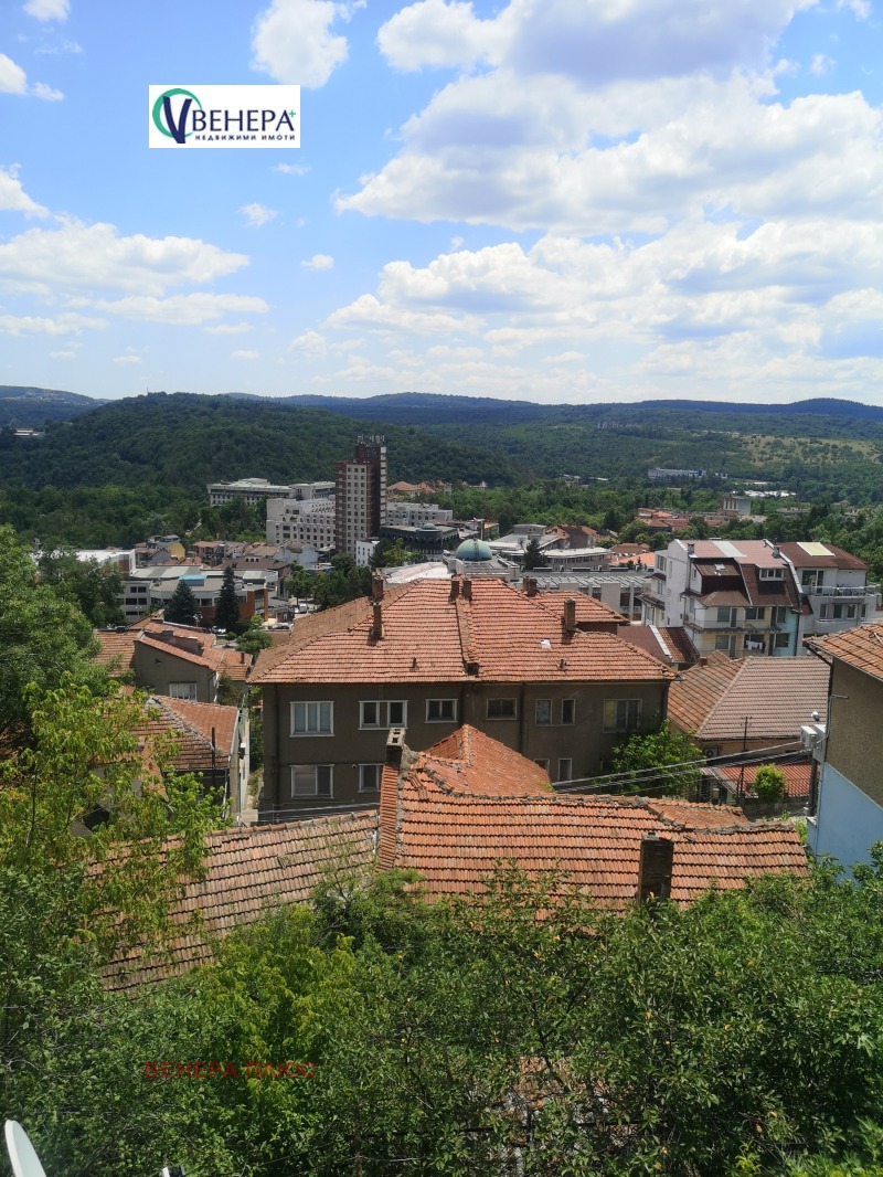 In vendita  Casa Veliko Tarnovo , Tsentar , 180 mq | 86086343