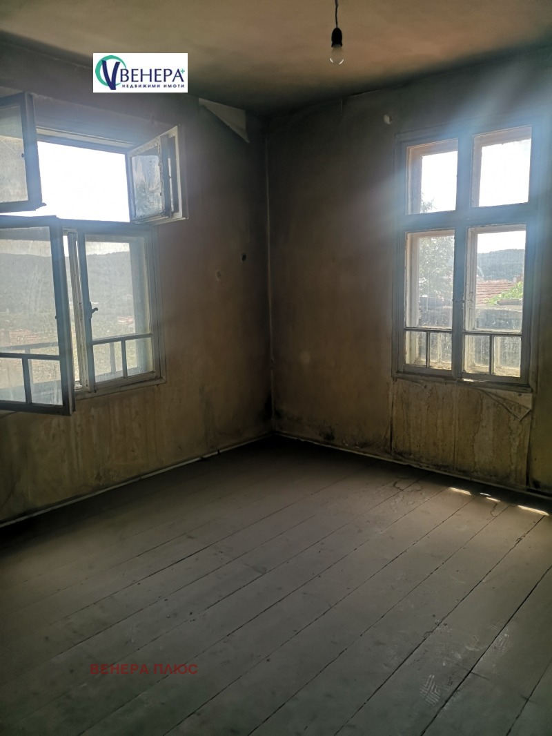 In vendita  Casa Veliko Tarnovo , Tsentar , 180 mq | 86086343 - Immagine [9]