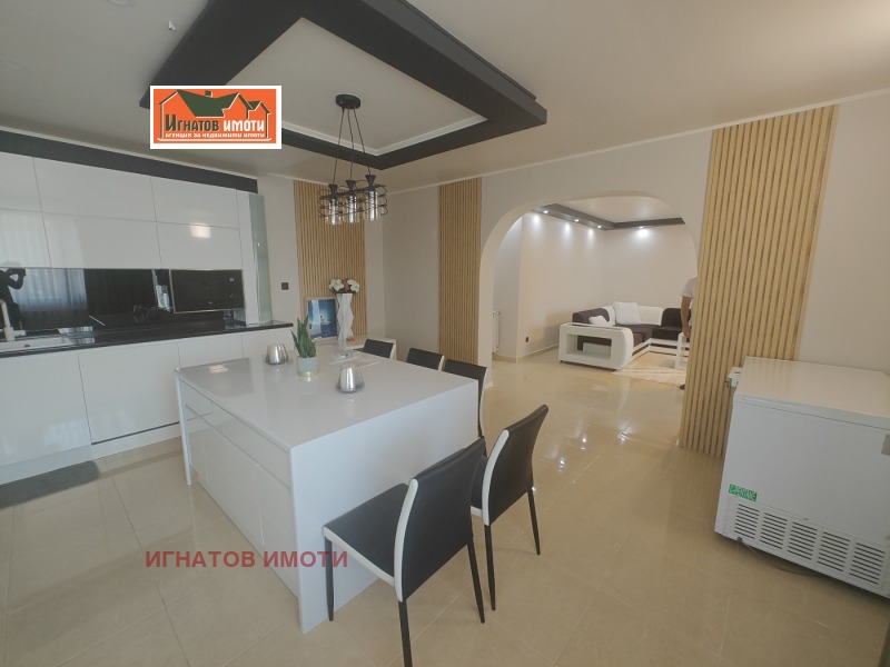 Продава  Къща област Пазарджик , с. Гелеменово , 350 кв.м | 61029874 - изображение [8]