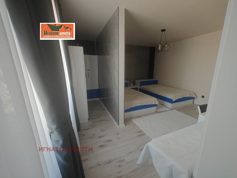 Продава  Къща област Пазарджик , с. Гелеменово , 350 кв.м | 61029874 - изображение [14]