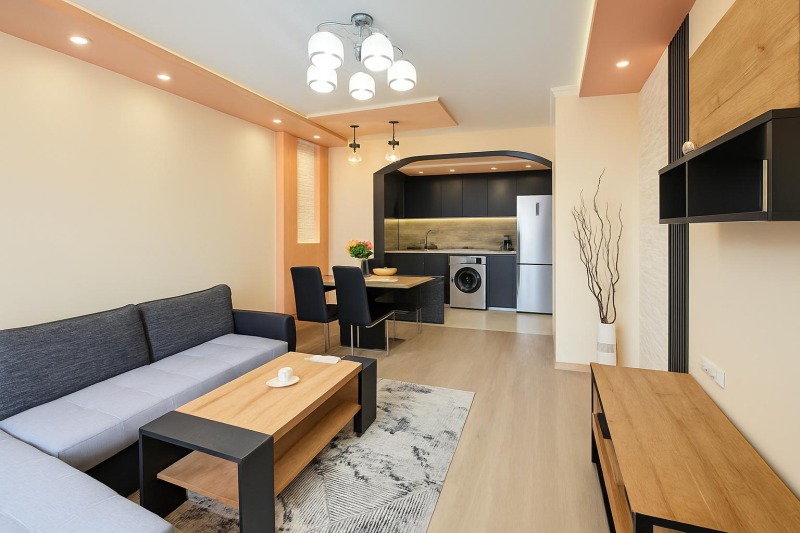 De vânzare  1 dormitor Plovdiv , Traciia , 68 mp | 77931817