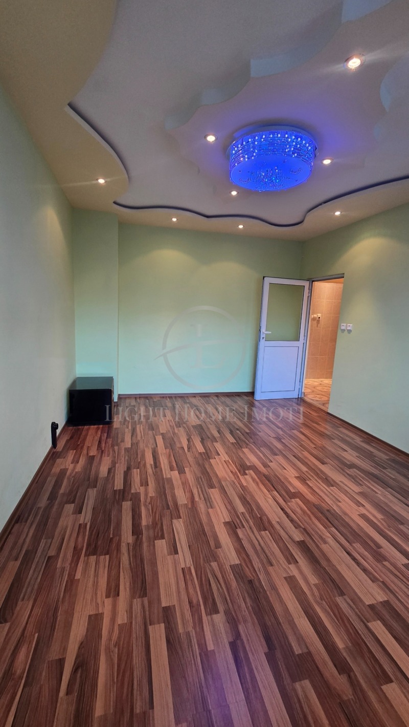 Te koop  2 slaapkamers Plovdiv , Izgrev , 75 m² | 28779801 - afbeelding [3]