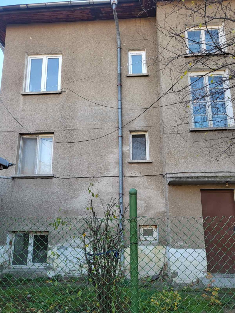 Продава ЕТАЖ ОТ КЪЩА, гр. София, Подуяне