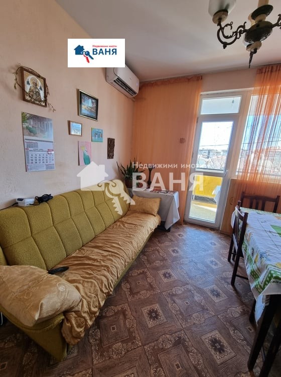 Продава ЕТАЖ ОТ КЪЩА, гр. Карлово, област Пловдив, снимка 6 - Етаж от къща - 55661979