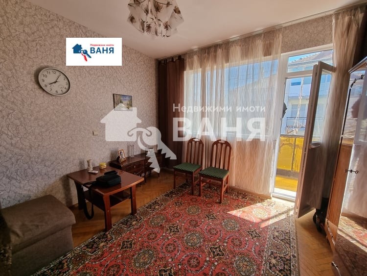 Продава ЕТАЖ ОТ КЪЩА, гр. Карлово, област Пловдив, снимка 9 - Етаж от къща - 55661979