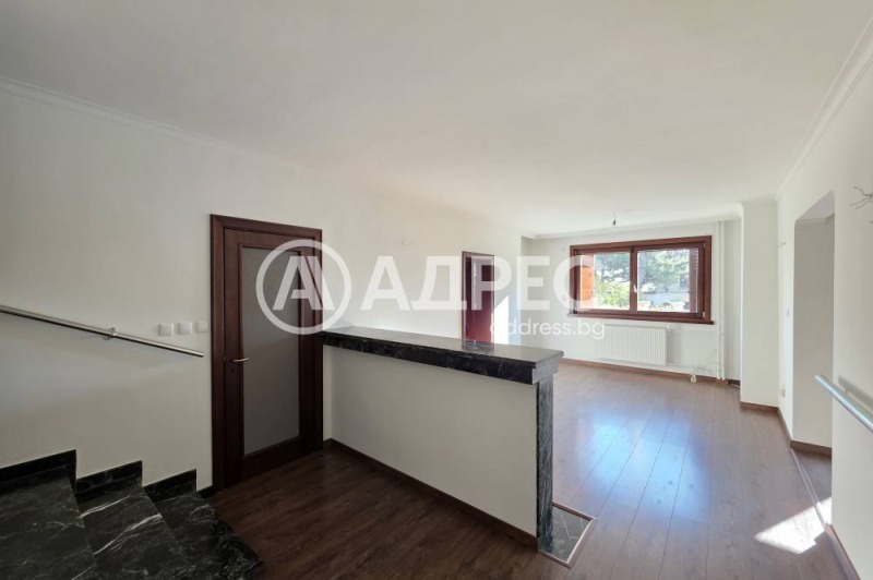 Продава КЪЩА, гр. София, Горна баня, снимка 13 - Къщи - 52672454