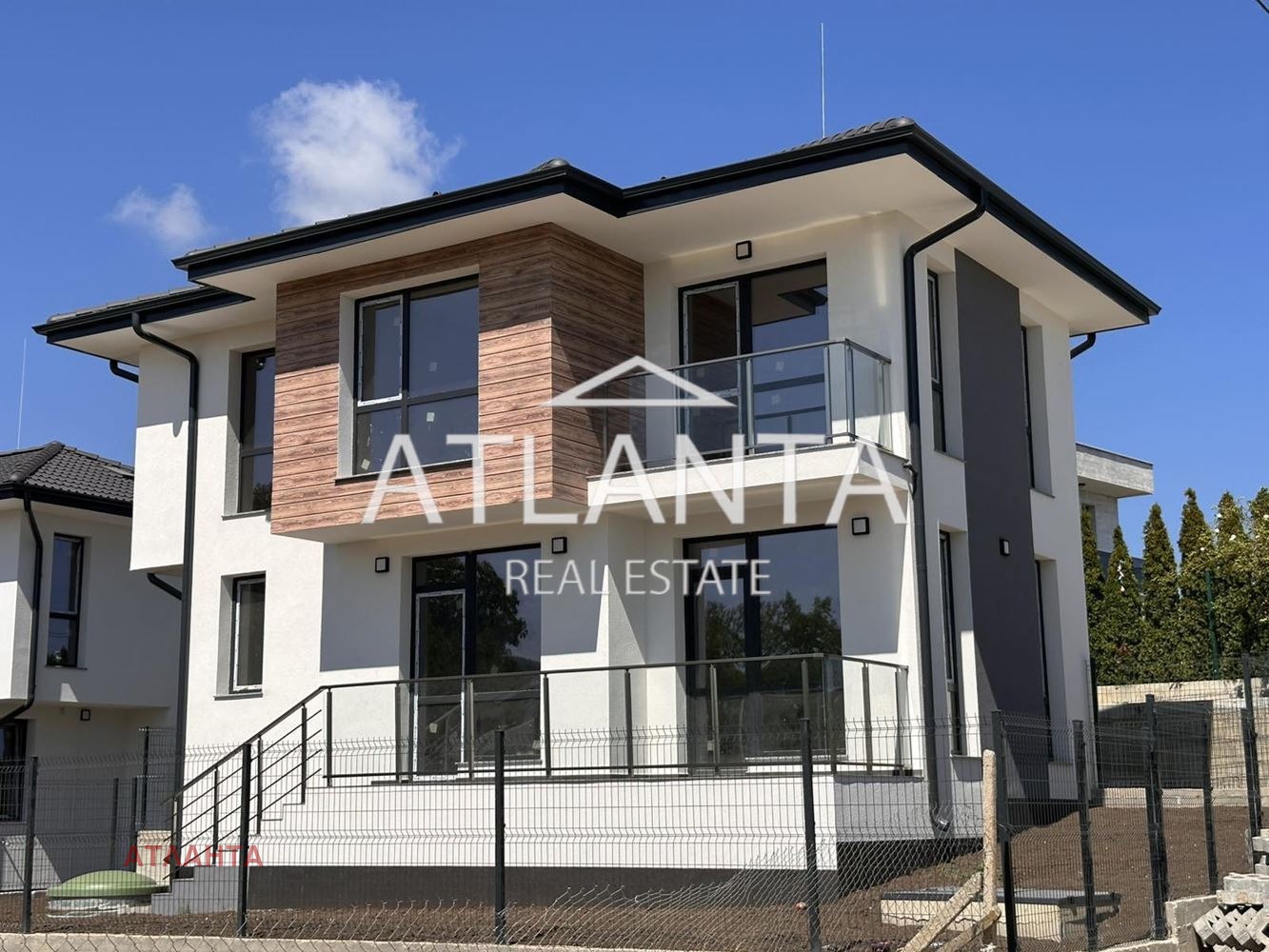 Продава КЪЩА, гр. Варна, м-т Горна Трака