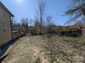 Casa Zaya, región de Gabrovo 16