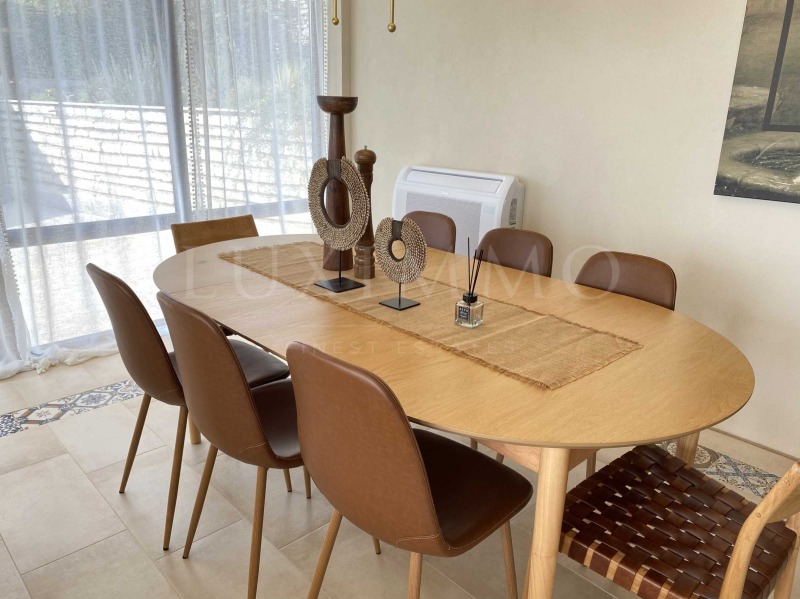 Продава КЪЩА, гр. Балчик, област Добрич, снимка 3 - Къщи - 52133964