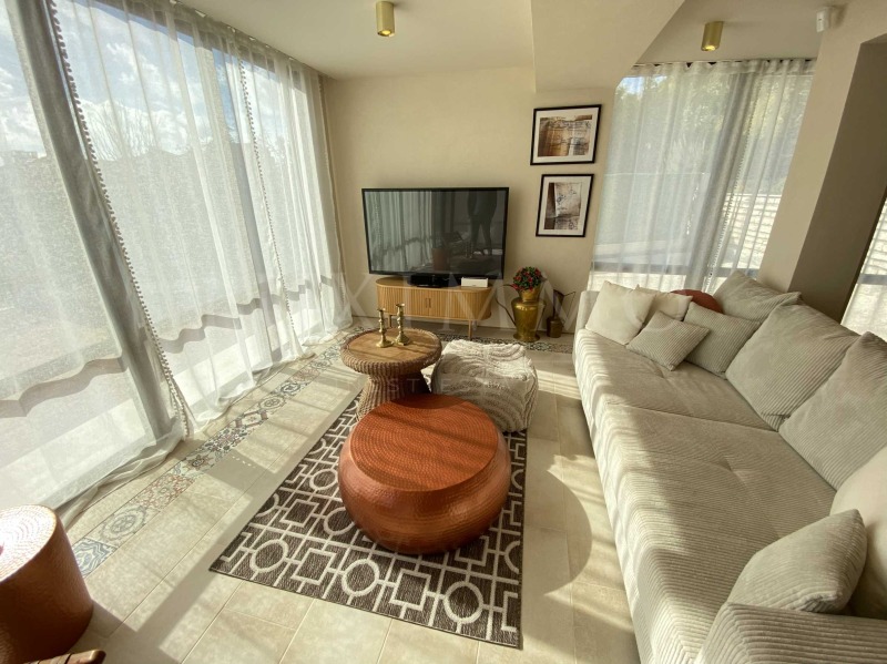 Продава КЪЩА, гр. Балчик, област Добрич, снимка 4 - Къщи - 52133964