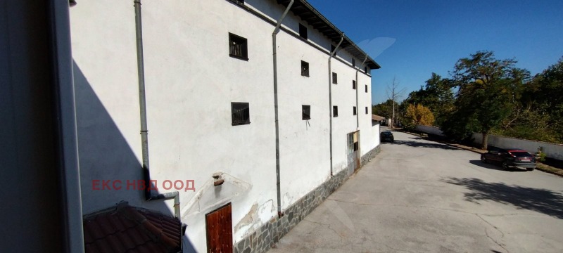 For Sale  Industrial building Plovdiv , Proslav , 2409 sq.m | 22916005