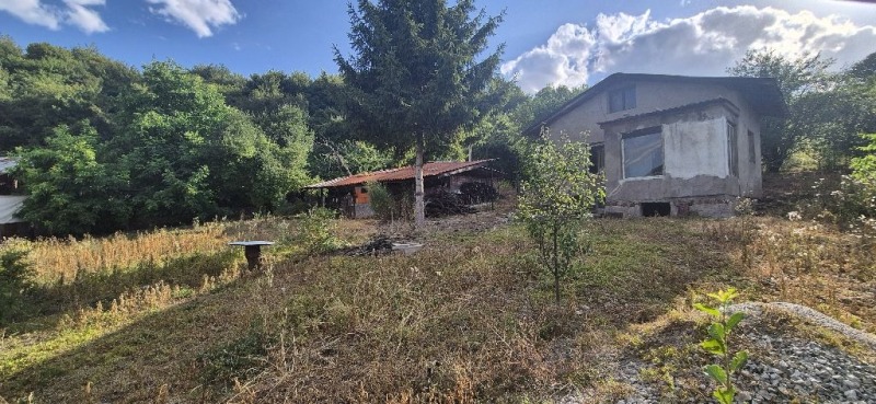 Продава  Парцел град Перник , Калкас , 1492 кв.м | 92127977