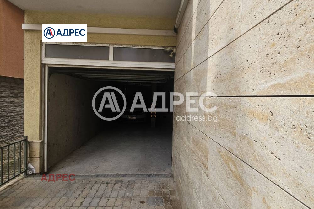 Продава ГАРАЖ, ПАРКОМЯСТО, гр. Варна, Бриз, снимка 2 - Гаражи и паркоместа - 55275213