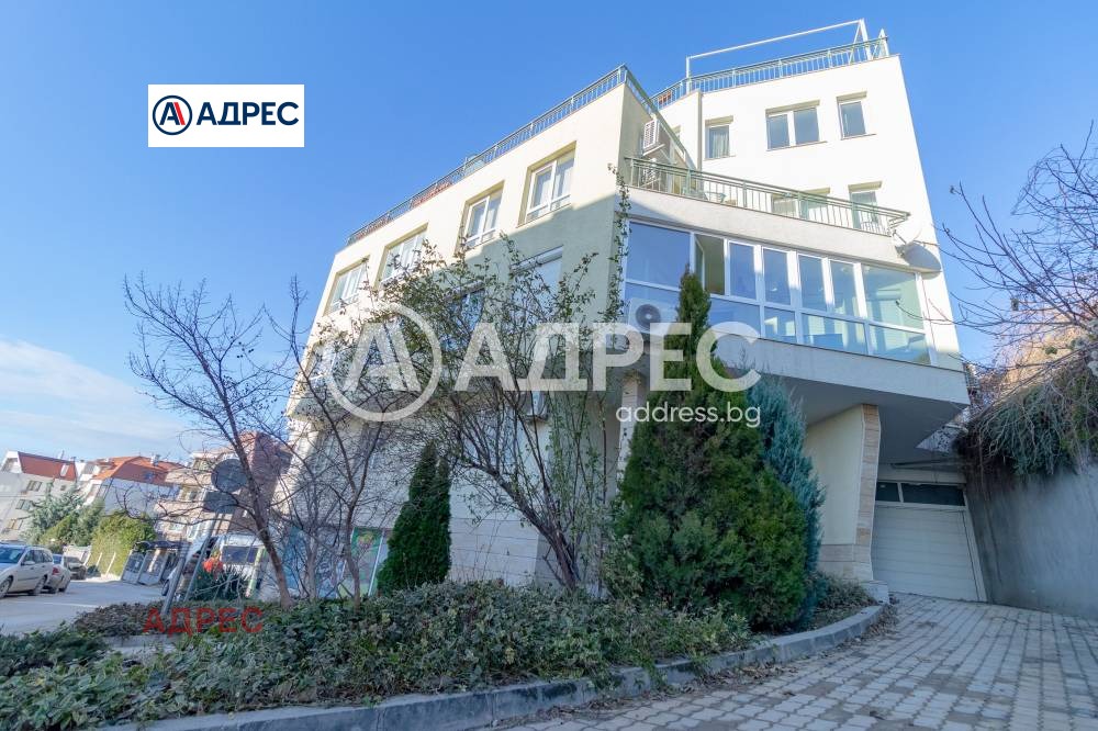 Продава ГАРАЖ, ПАРКОМЯСТО, гр. Варна, Бриз, снимка 4 - Гаражи и паркоместа - 55275213