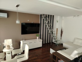 Casita Zornitsa, Burgas 10