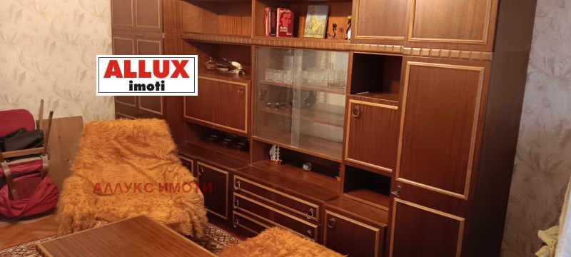 Продава  2-стаен град Русе , Здравец Изток , 60 кв.м | 36159702 - изображение [9]
