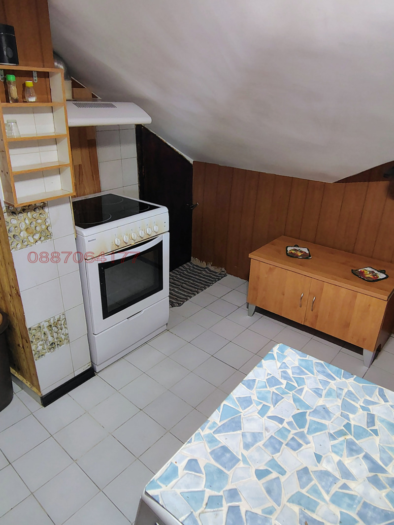 Продава АТЕЛИЕ, ТАВАН, гр. Плевен, Сторгозия, снимка 6 - Апартаменти - 52854411
