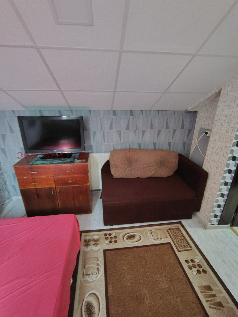 Продава АТЕЛИЕ, ТАВАН, гр. Плевен, Сторгозия