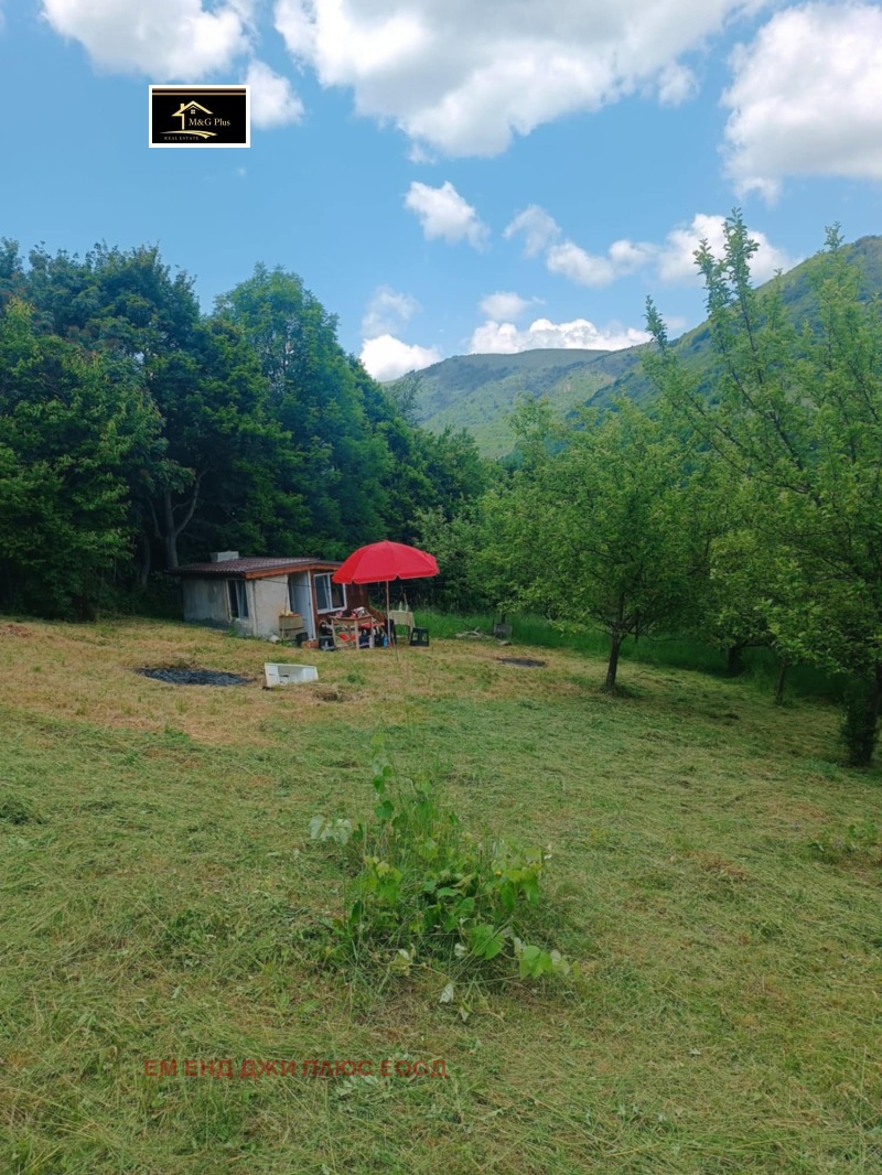 Продава  Парцел област София , гр. Своге , 1530 кв.м | 66715694 - изображение [2]