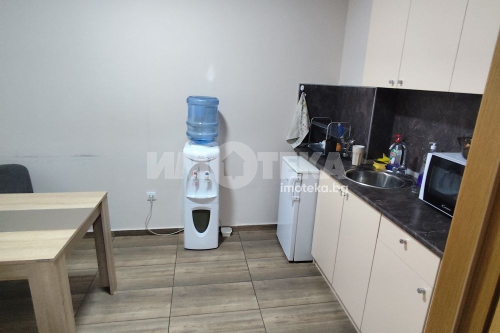 Продава ОФИС, гр. София, Гоце Делчев, снимка 3 - Офиси - 54915489