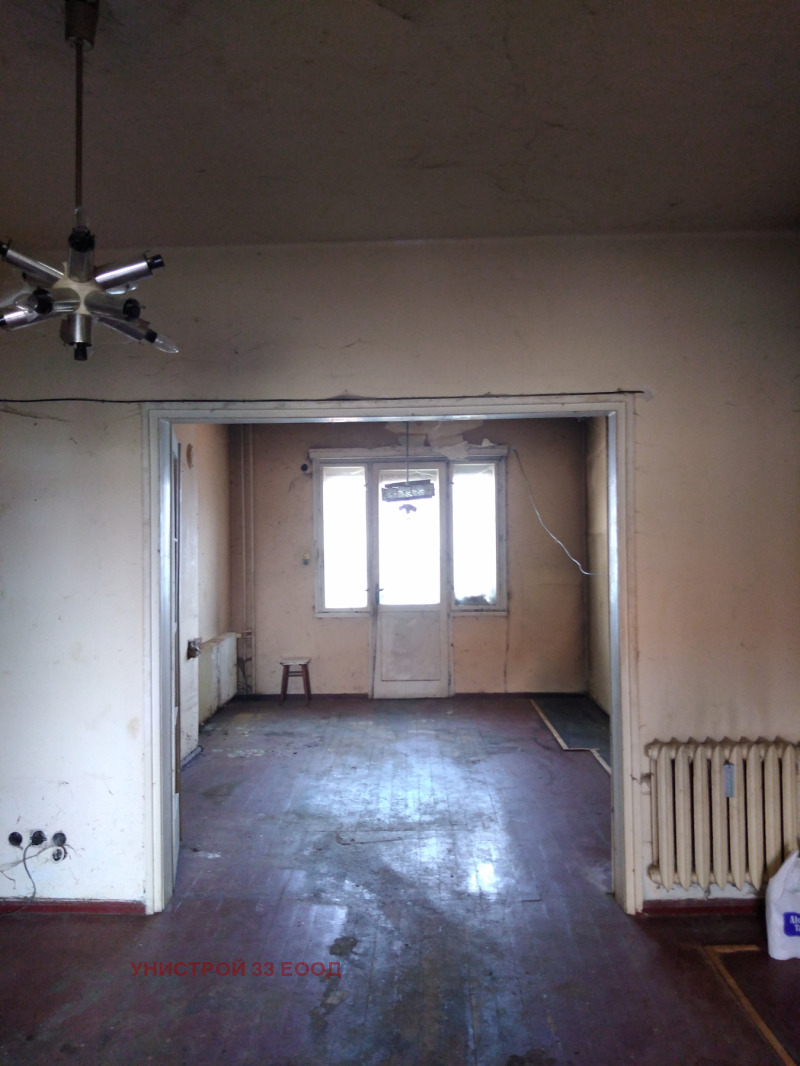 Продава  4-стаен град София , Център , 120 кв.м | 53016337