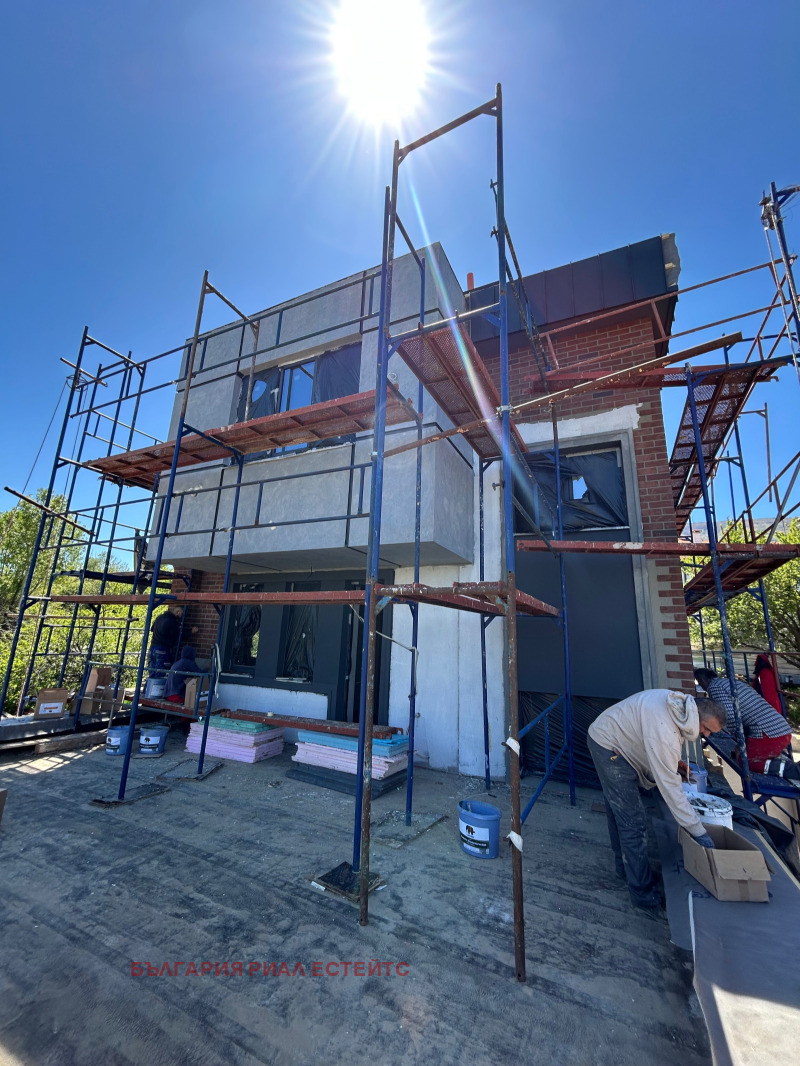 Till salu  Hus Sofia , Dragalevci , 300 kvm | 65635918 - bild [14]
