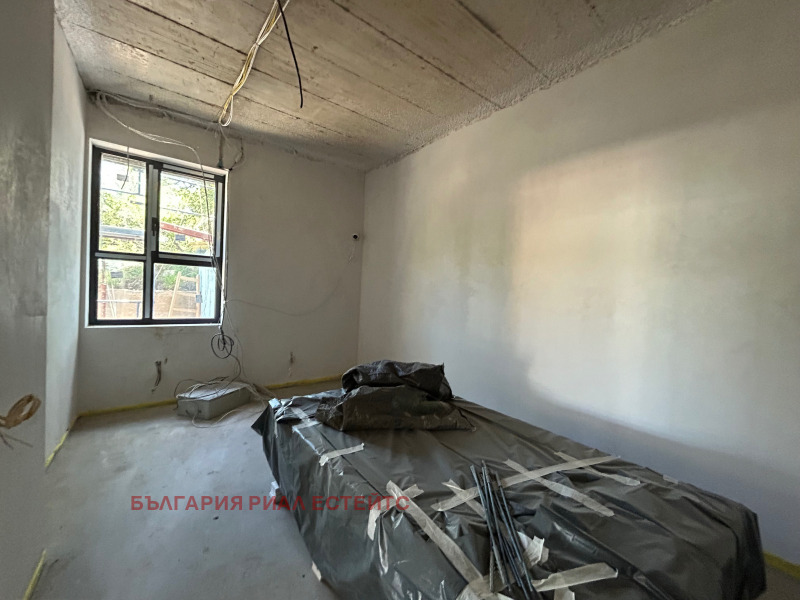 Till salu  Hus Sofia , Dragalevci , 300 kvm | 65635918 - bild [9]