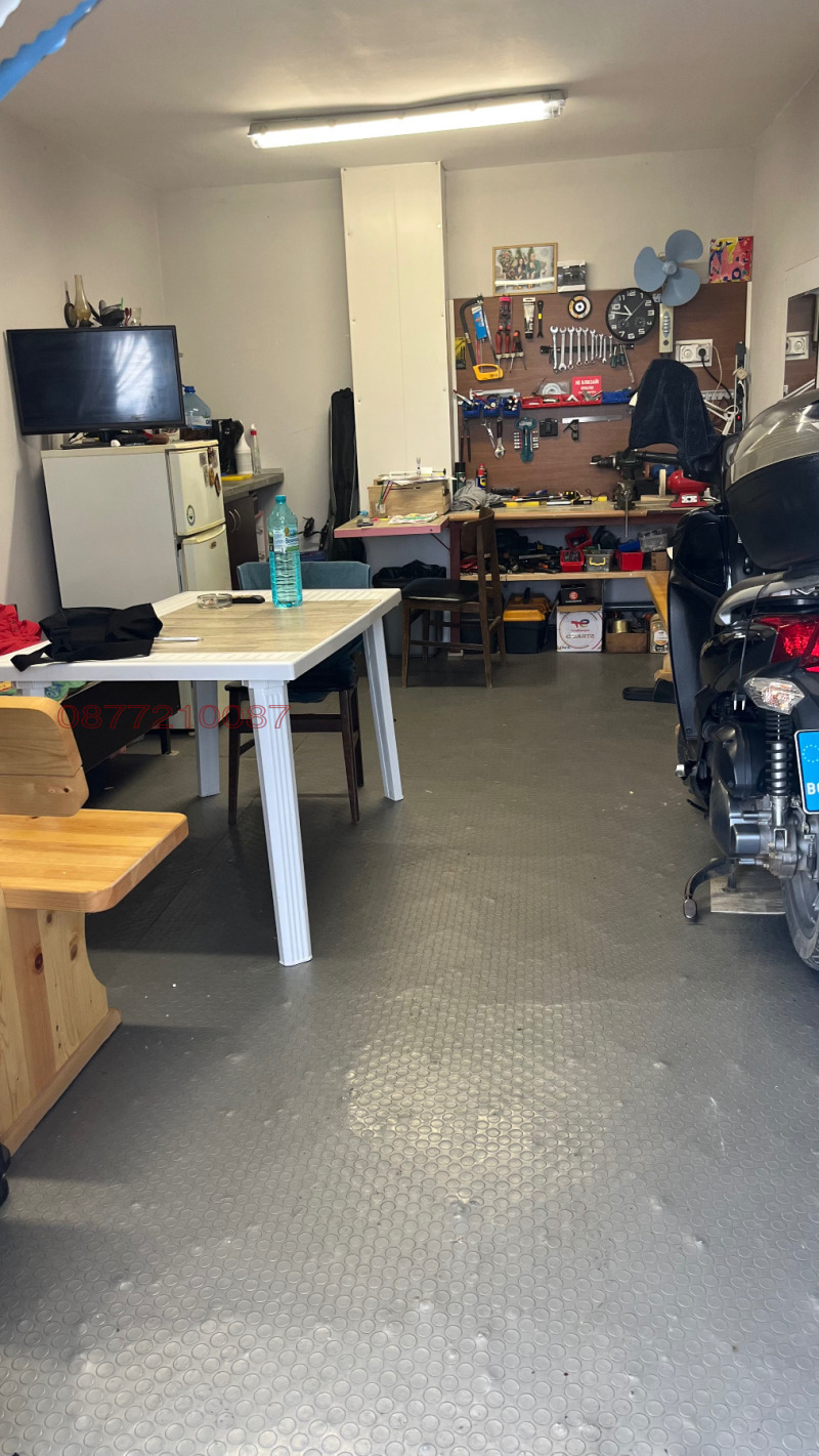 Продава ГАРАЖ, ПАРКОМЯСТО, гр. Стара Загора, ОРБ, снимка 3 - Гаражи и паркоместа - 52780691