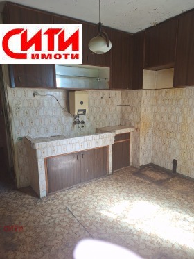 3 bedroom Tri chuchura - sever, Stara Zagora 4