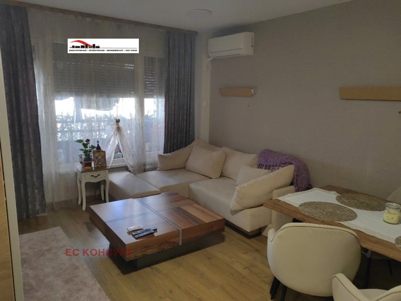 De vânzare  2 dormitoare Sofia , Razsadnica , 70 mp | 14234445