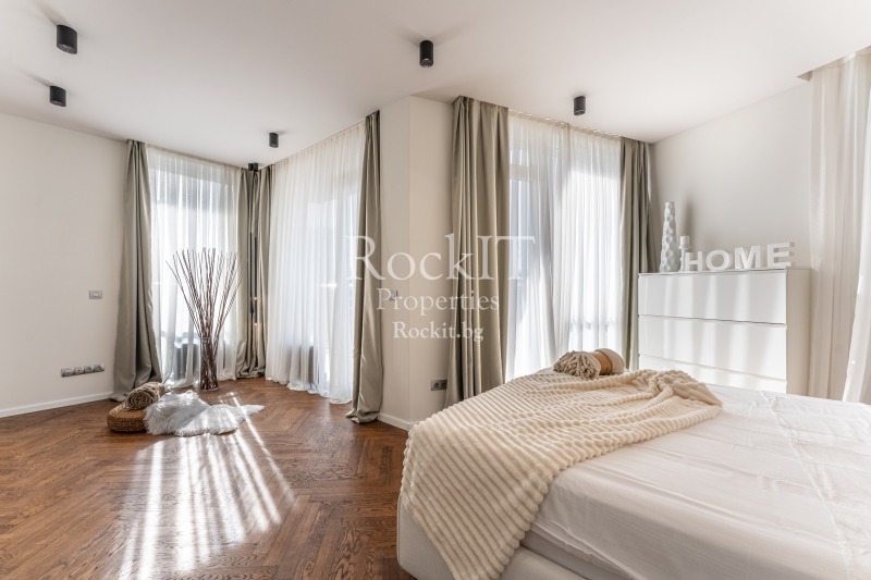 In vendita  2 camere da letto Sofia , Manastirski livadi , 207 mq | 63795317 - Immagine [10]