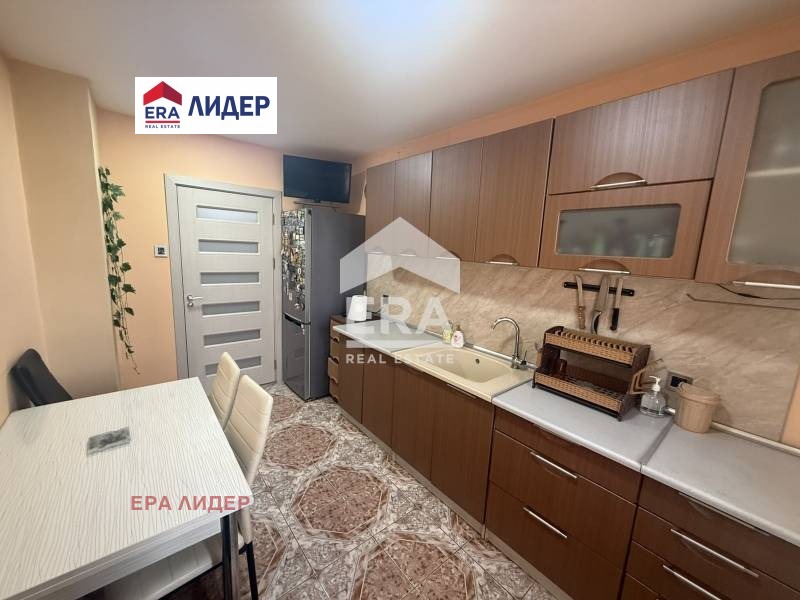 Продава 3-СТАЕН, гр. Русе, Родина 2, снимка 6 - Апартаменти - 54273059