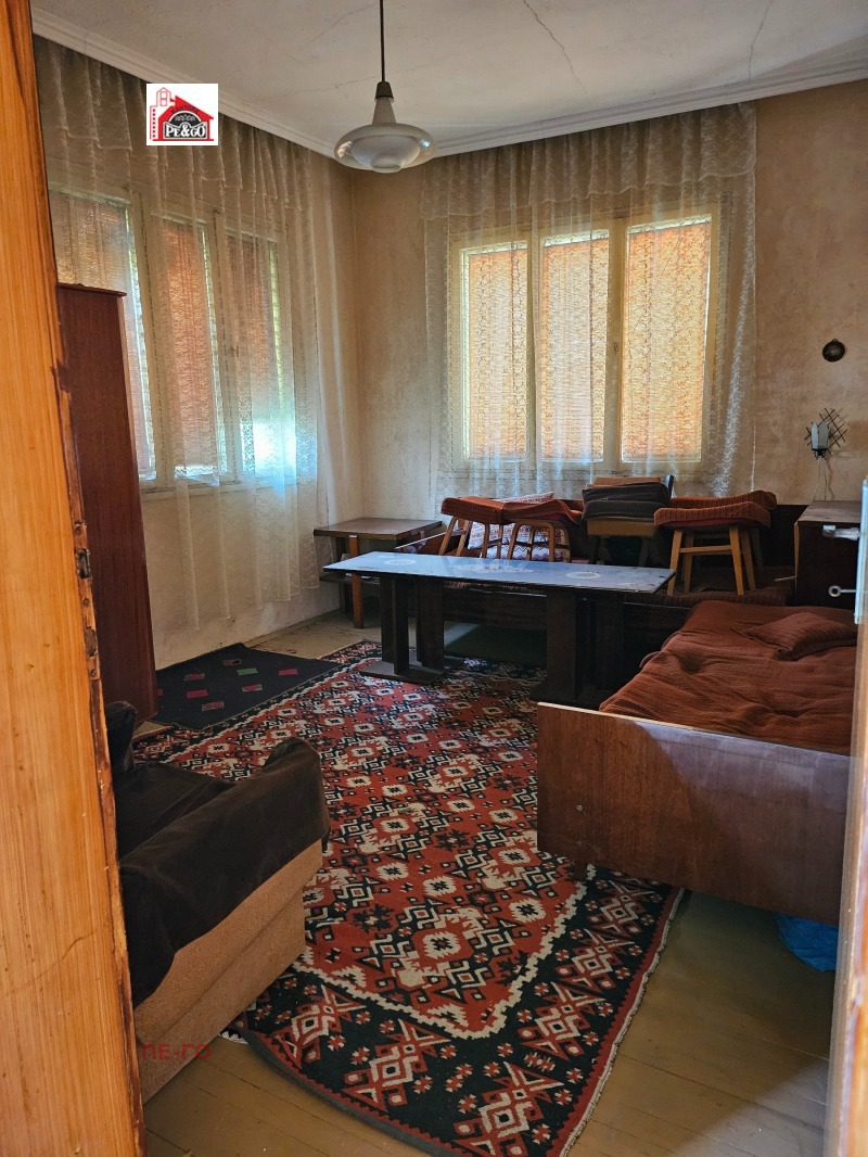 Продава КЪЩА, гр. Пазарджик, Промишлена зона, снимка 16 - Къщи - 46733252